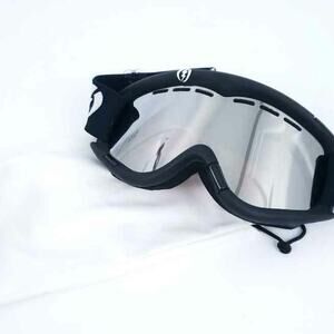 Skiing Snowboarding Goggles Black Retro Style, Excellent Condition